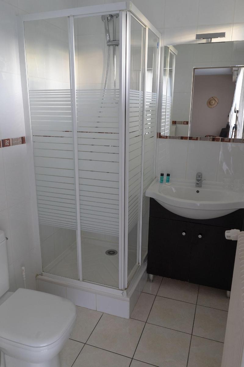 קפברטון Hotel Aquitaine מראה חיצוני תמונה