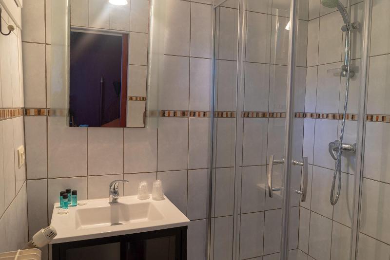 קפברטון Hotel Aquitaine מראה חיצוני תמונה