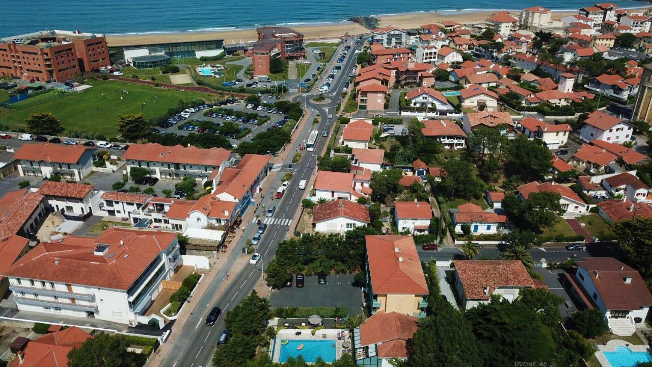 קפברטון Hotel Aquitaine מראה חיצוני תמונה